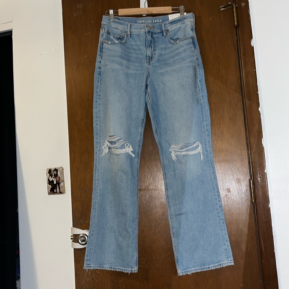 American eagle comfort stretch 90’s boot cut ripped  jeans